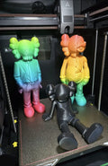 Figura KAWS impresa en 3D