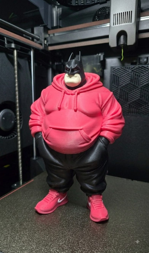 Figura de superhéroe gordito Batman impresa en 3D